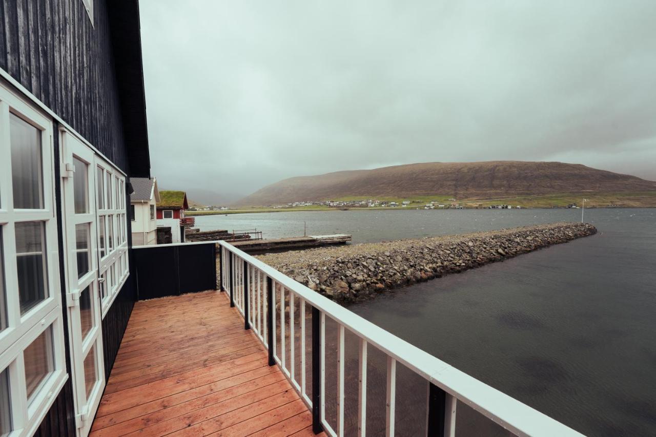 Dahlastova / Stunning Boathouse / Bay View / 3Br Hvalvik Exterior photo